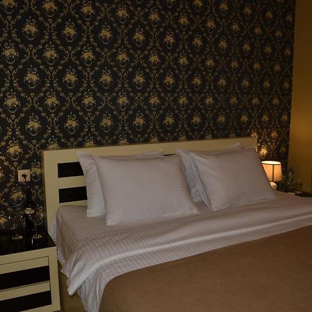 Vere Corner Hotel Tiflis Exterior foto
