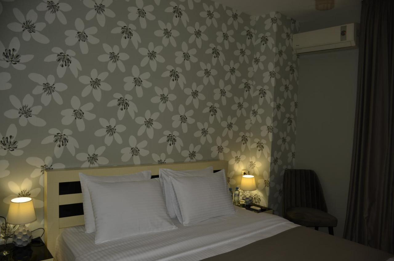 Vere Corner Hotel Tiflis Exterior foto