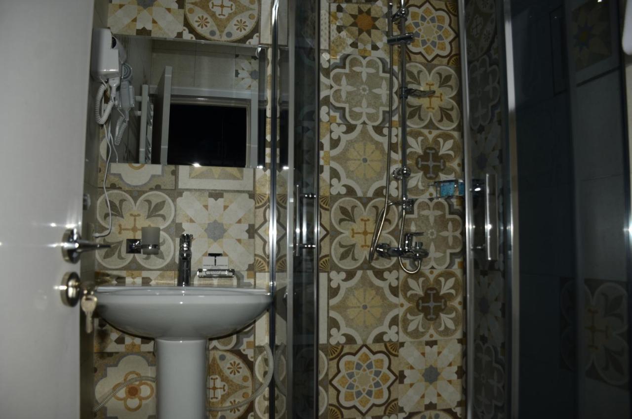 Vere Corner Hotel Tiflis Exterior foto