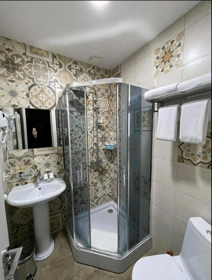 Vere Corner Hotel Tiflis Exterior foto